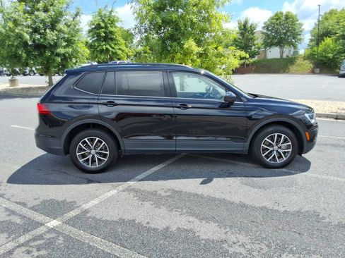 Used 2021 Volkswagen Tiguan S FWD image 4