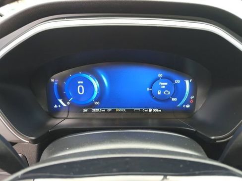 Certified 2022 Ford Escape Titanium w/ Titanium Premium Package image 22