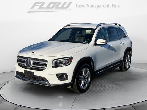 Used 2020 Mercedes-Benz GLB 250 4MATIC image 4