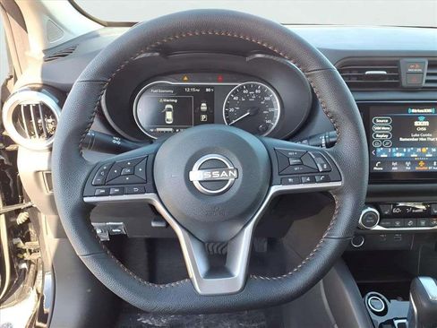 New 2025 Nissan Versa SR w/ Trunk Package image 18