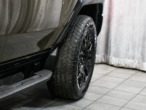 Used 2025 GMC Hummer EV 2X w/ LPO, Cargo Utility Package AWD/4WD image 67