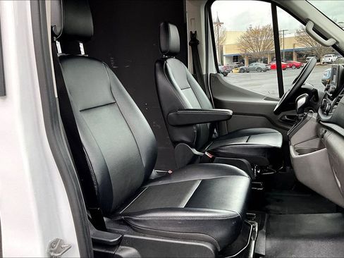 Used 2024 Ford Transit 250 148 High Roof Extended w/ Load Area Protection Package image 7