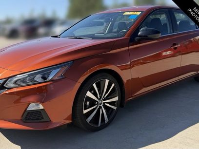 Used 2022 Nissan Altima 2.5 SR