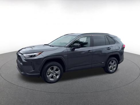 Used 2024 Toyota RAV4 LE AWD/4WD image 6