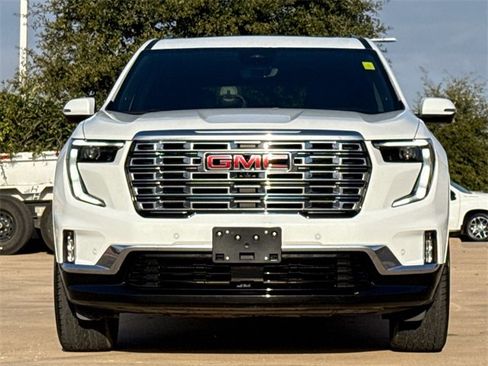 Used 2025 GMC Acadia Denali w/ Super Cruise Package image 2