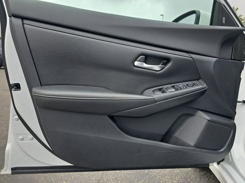 Used 2022 Nissan Sentra SV image 28