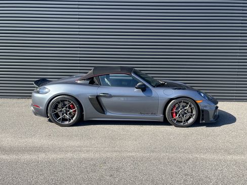 Certified 2025 Porsche 718 Boxster Spyder RS image 8