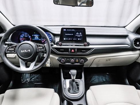 Used 2022 Kia Forte LXS image 13