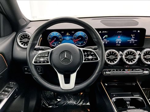 Certified 2023 Mercedes-Benz GLB 250 image 4