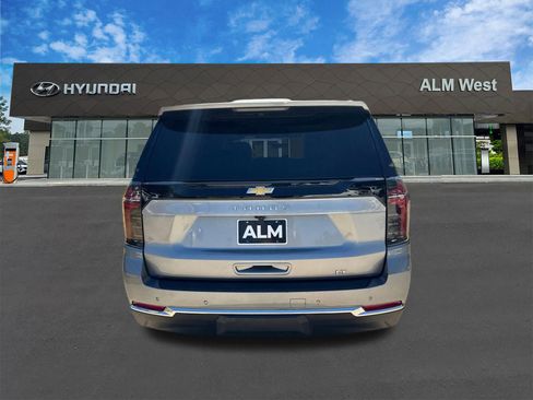 Used 2025 Chevrolet Tahoe LT AWD/4WD image 6
