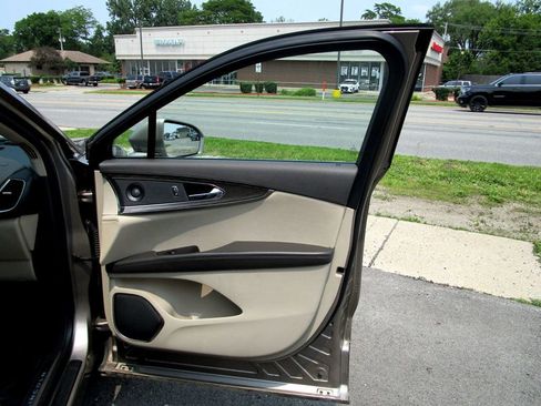 Used 2020 Lincoln Nautilus Reserve image 37