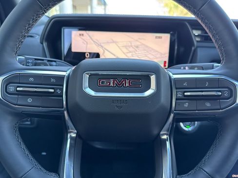 New 2027 GMC Terrain Elevation w/ Black Edition FWD image 22