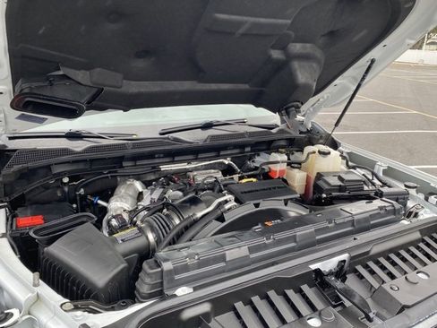 Used 2023 GMC Sierra 2500 AT4 image 20