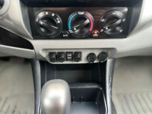 Used 2012 Toyota Tacoma 4x4 Double Cab w/ TRD Sport Pkg image 19