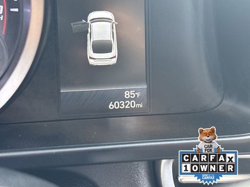 Used 2022 Hyundai Elantra SEL FWD image 31