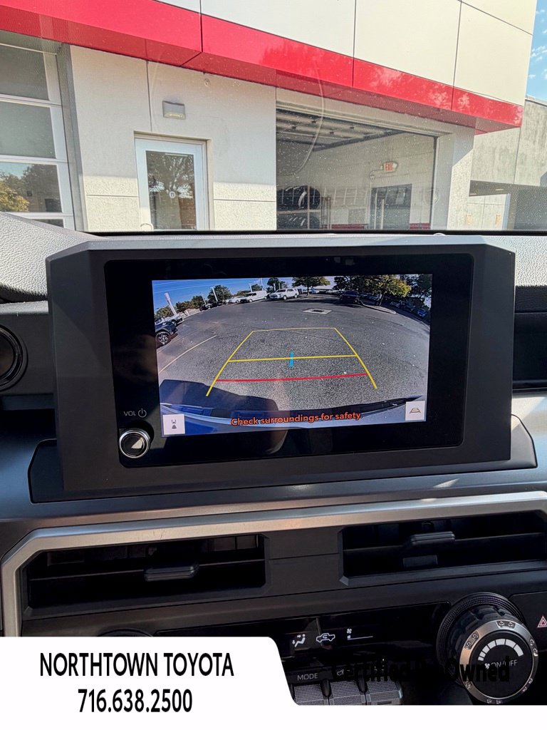 Used 2025 Toyota Tacoma SR5 AWD/4WD image 28
