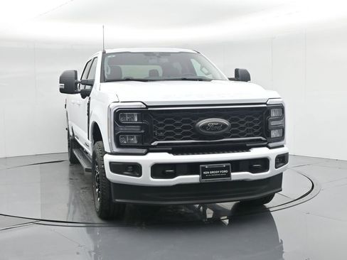 New 2026 Ford F350 XLT w/ XLT Premium Package image 30