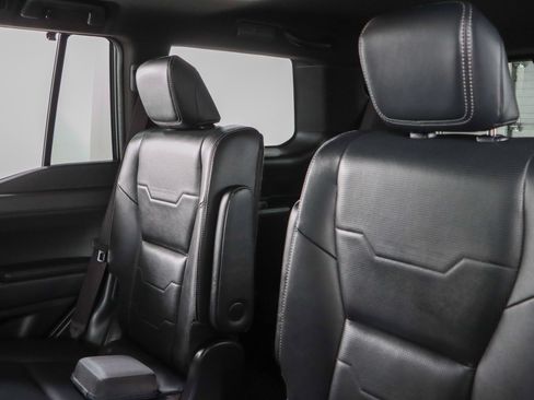 Used 2026 Lexus GX 550 w/ Accessory Package (2T) AWD/4WD image 28
