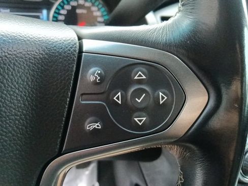 Used 2020 Chevrolet Suburban Premier RWD image 21