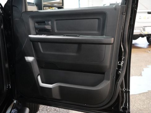 New 2026 RAM 3500 Tradesman AWD/4WD image 24