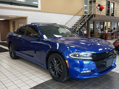 Used 2019 Dodge Charger SXT w/ Blacktop Package AWD/4WD image 19