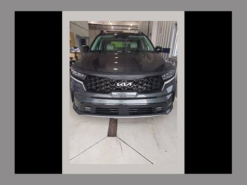 Used 2022 Kia Sorento SX FWD image 1