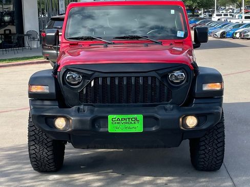 Used 2021 Jeep Wrangler Sport AWD/4WD image 7