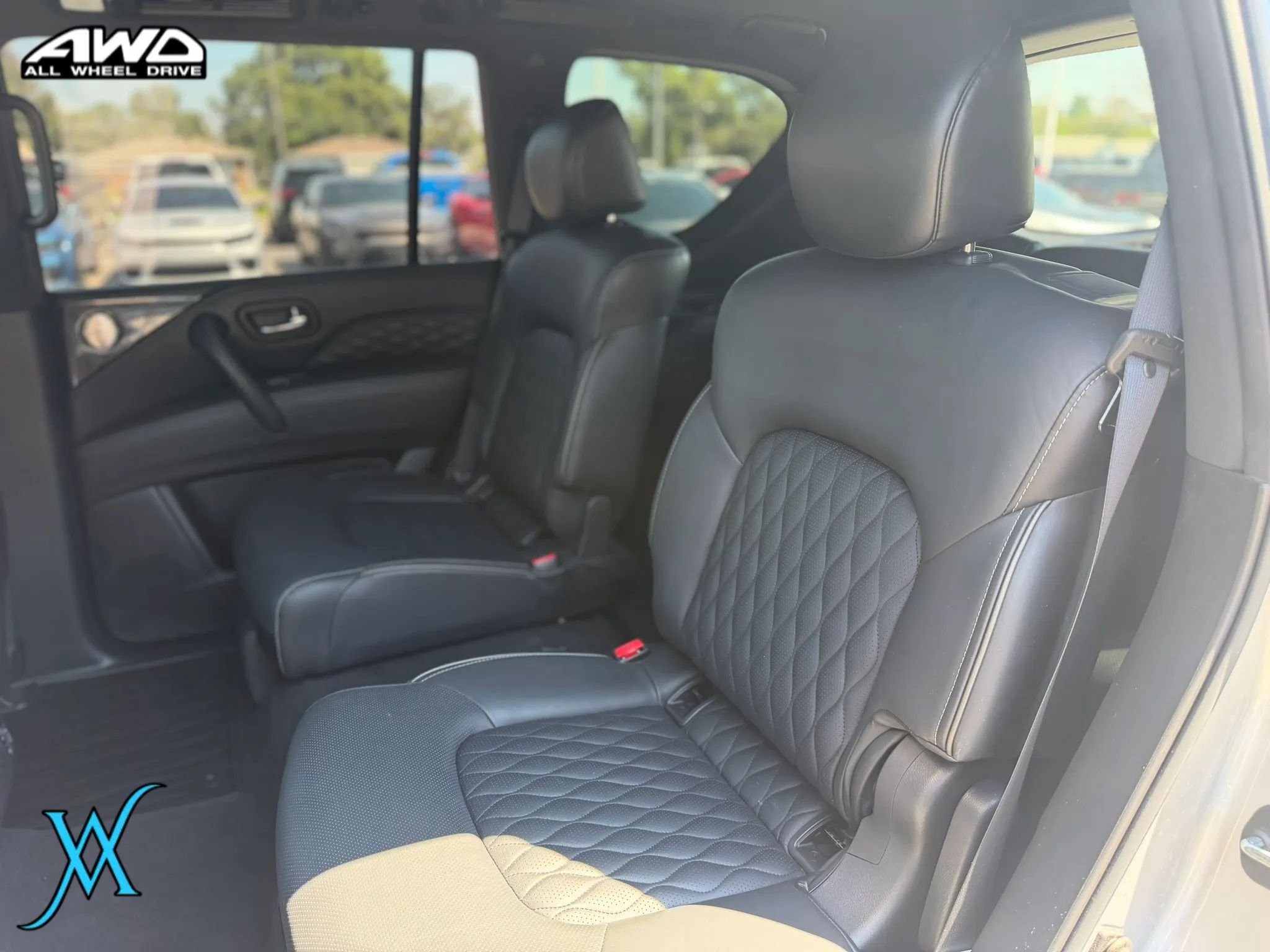 Used 2021 INFINITI QX80 Luxe AWD/4WD image 17