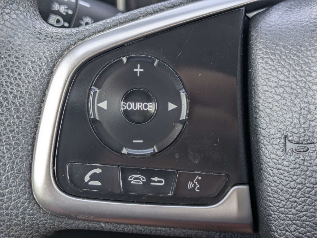 Used 2017 Honda CR-V LX image 25