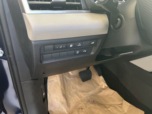 New 2025 Mitsubishi Outlander SEL image 43