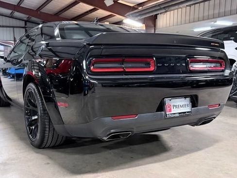 Used 2022 Dodge Challenger R/T Scat Pack RWD image 6