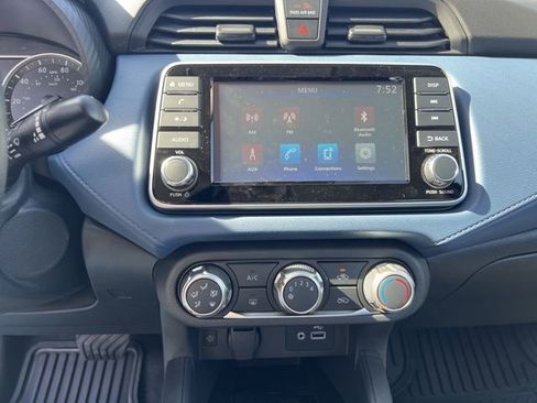 Used 2025 Nissan Versa SV w/ Trunk Package image 15