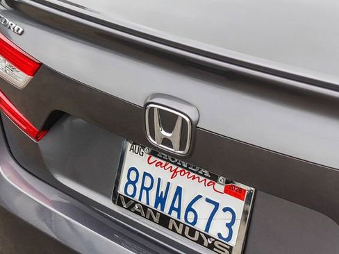 Used 2020 Honda Accord Sport image 9