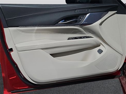 New 2025 Cadillac CT4 Premium Luxury image 19