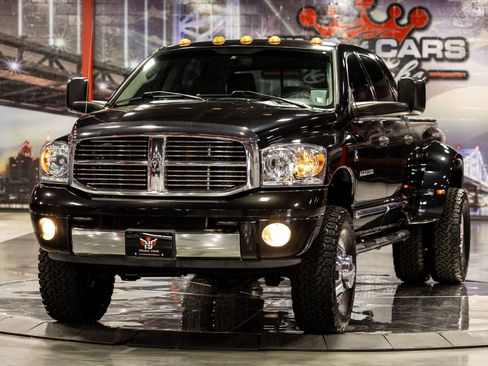 Used 2006 Dodge Ram 3500 Truck Laramie w/ Protection Group AWD/4WD image 12