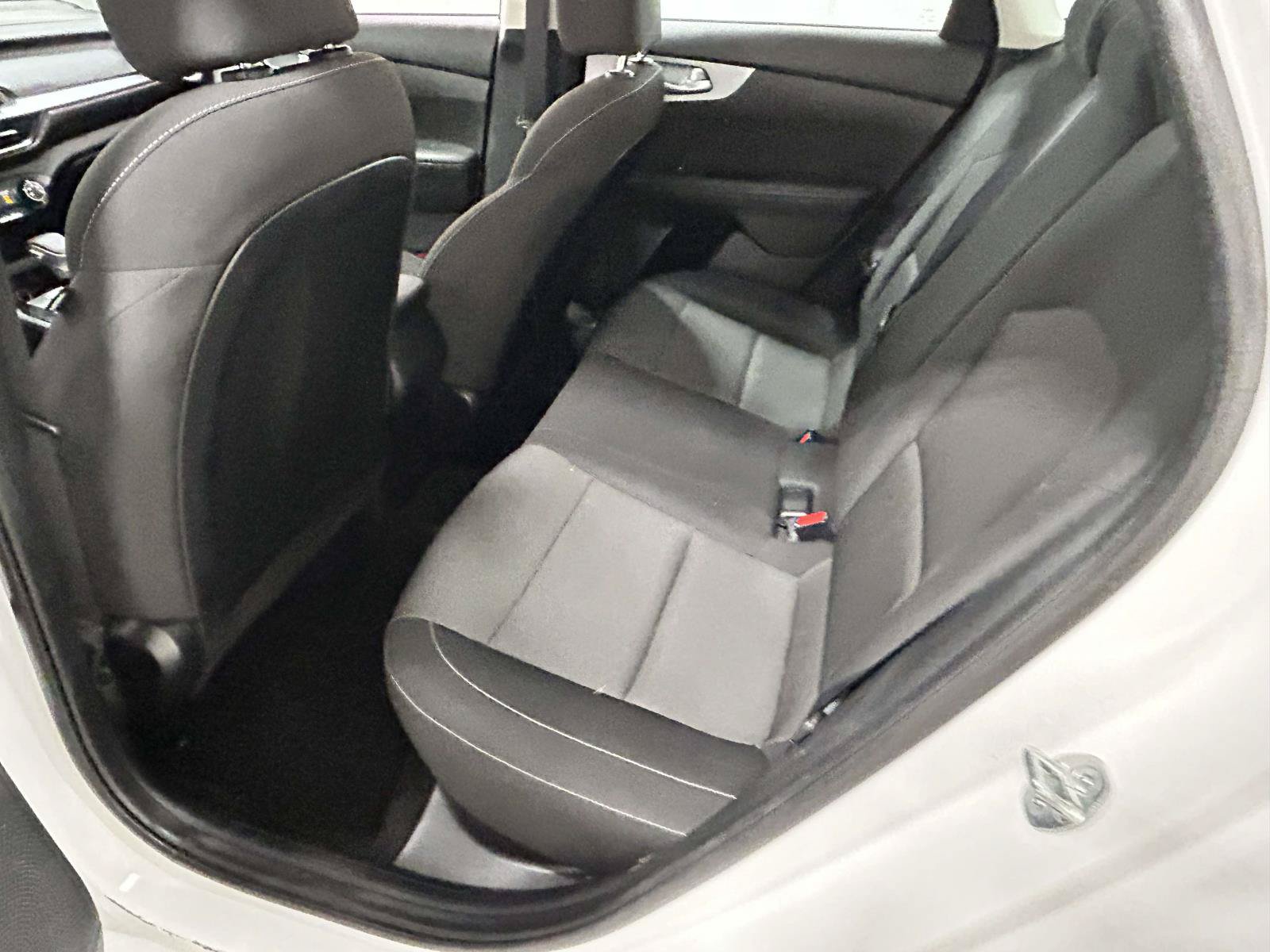 Used 2023 Kia Forte LXS FWD image 8