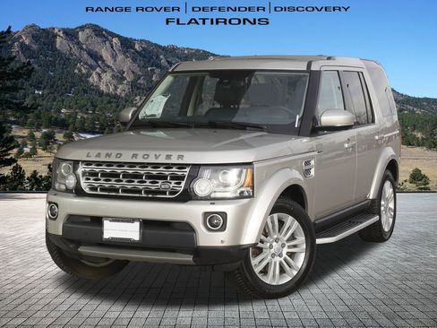 Used 2016 Land Rover LR4 HSE LUX image 1