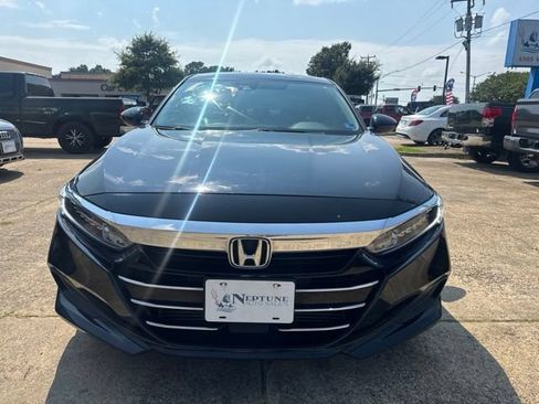 Used 2021 Honda Accord LX image 2