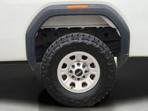 Used 2024 GMC Sierra 2500 Pro AWD/4WD image 31