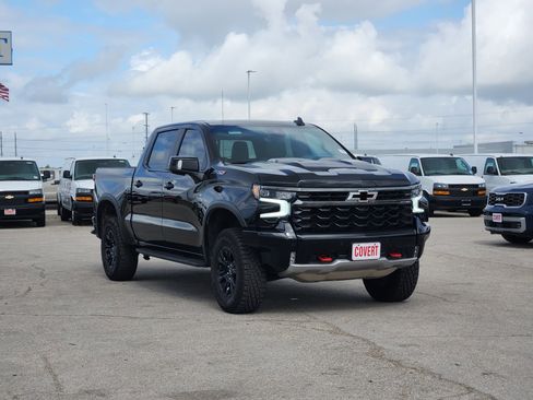 Used 2026 Chevrolet Silverado 1500 ZR2 AWD/4WD image 3