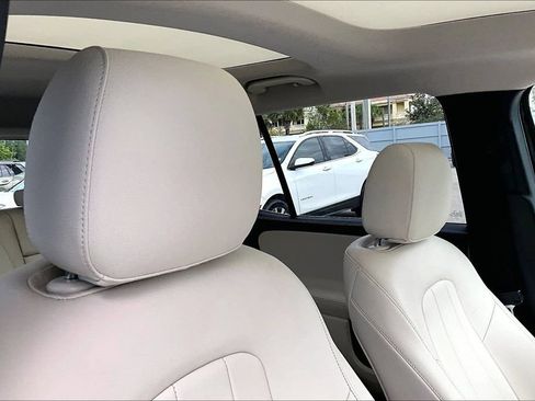 Used 2022 Mercedes-Benz GLB 250 image 22