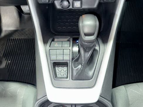 Certified 2024 Toyota RAV4 XLE AWD/4WD image 30
