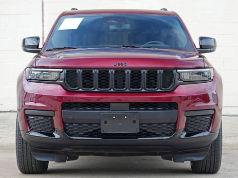 Used 2024 Jeep Grand Cherokee L Altitude AWD/4WD image 6