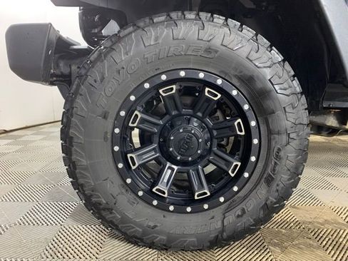 Used 2013 Jeep Wrangler Unlimited Sport AWD/4WD image 33