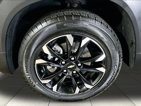 Used 2023 Chevrolet TrailBlazer LT AWD/4WD image 9
