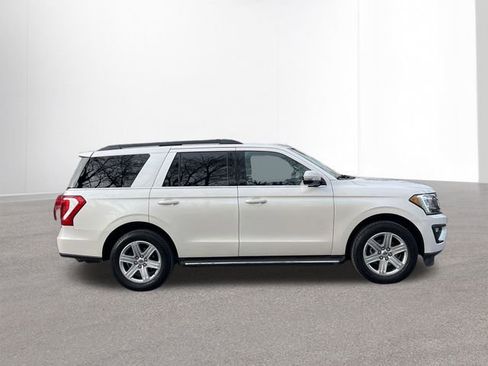 Used 2019 Ford Expedition XLT w/ Equipment Group 202A image 2
