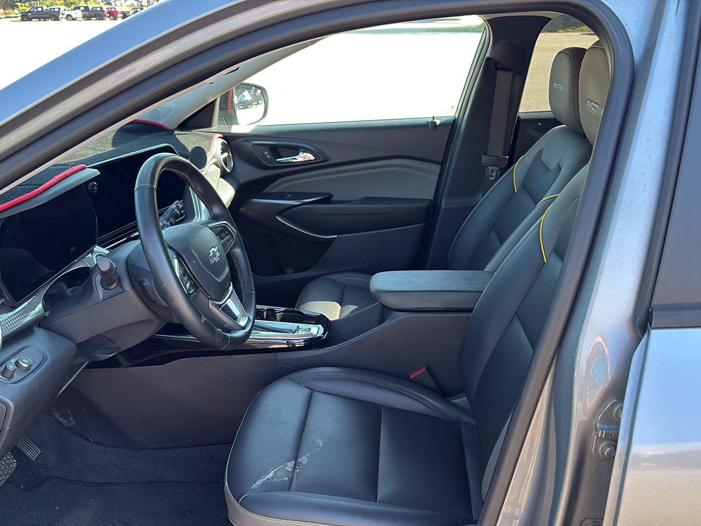 Used 2024 Chevrolet Trax ACTIV w/ Driver Confidence Package FWD image 8