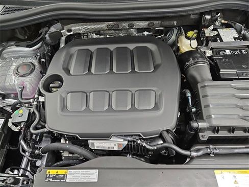 New 2026 Volkswagen Tiguan SE image 22