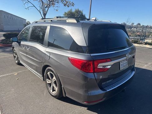 Used 2018 Honda Odyssey Touring image 4