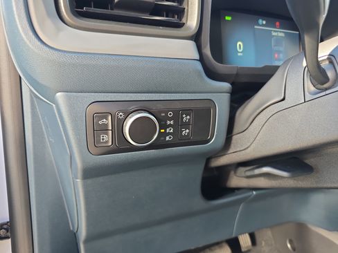 New 2025 Ford Maverick XL image 20